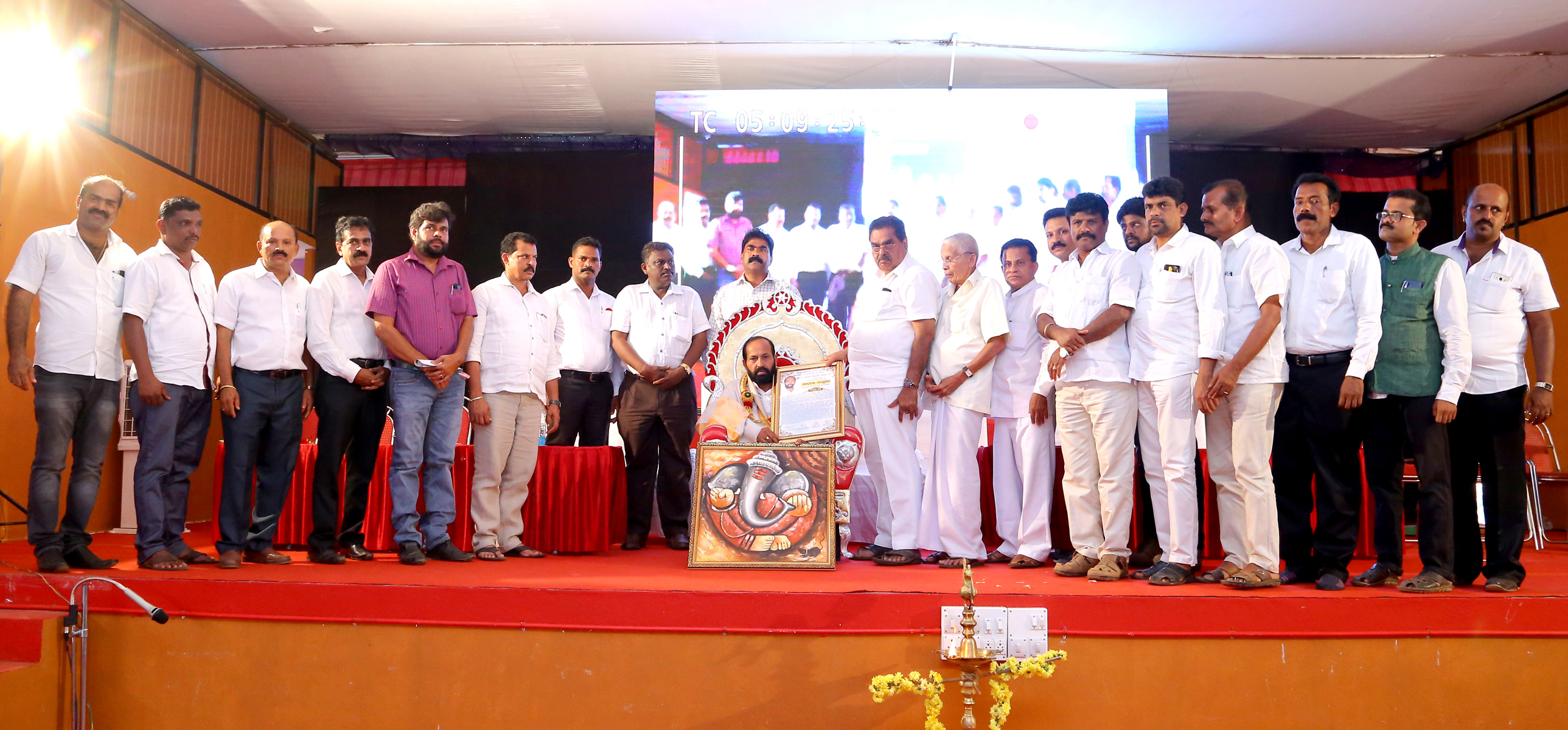 ನಾವು ಮಾಡುವ ವೃತ್ತಿಯನ್ನು ಪ್ರೀತಿಸಿದಾಗ ಅದು ನಮಗೆ ಗೌರವ ನೀಡುತ್ತದೆ: ಸಚಿವ ರೈ